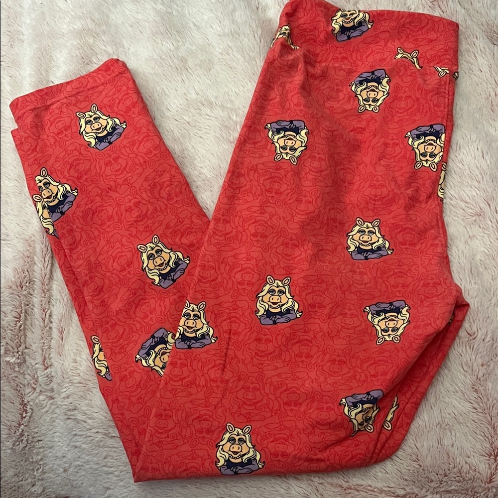 Lularoe TC Miss Piggy Leggings